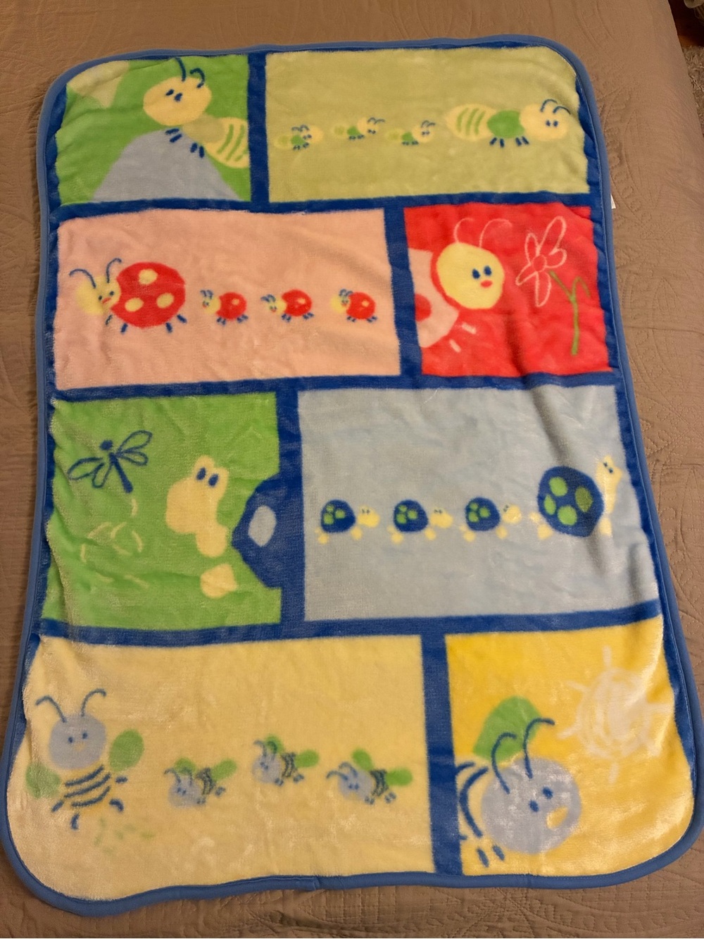 Carter's Baby Blanket Patchwork Bugs Caterpillar Ladybug Bee Dragonfly Plush vtg